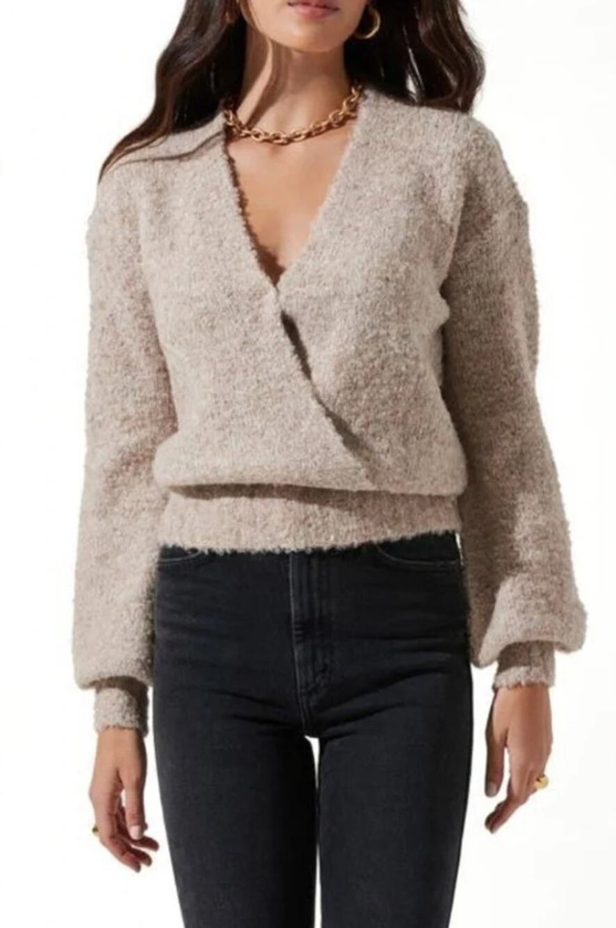 ASTR Boucle Wrap Sweater Wool Blend V-Neck Balloon Sleeve Chunky Knit Pullover